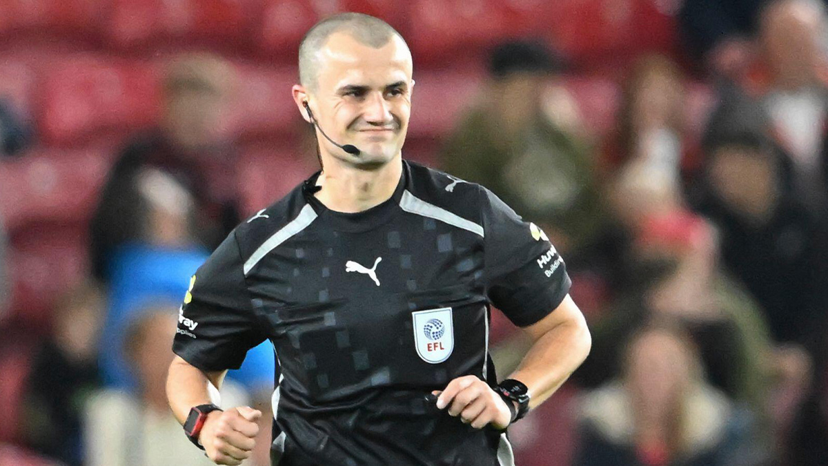 Chelsea vs Wolves referee: Andrew Kitchen's history with both clubs ...