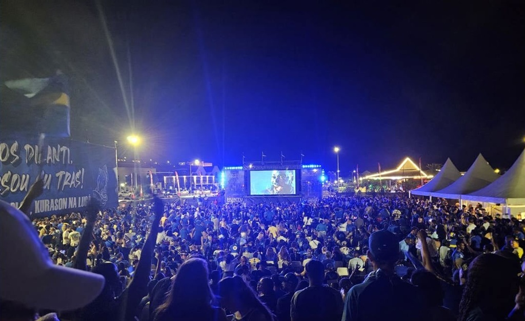curacao viert feest gaat naar wk voetbal jamaica