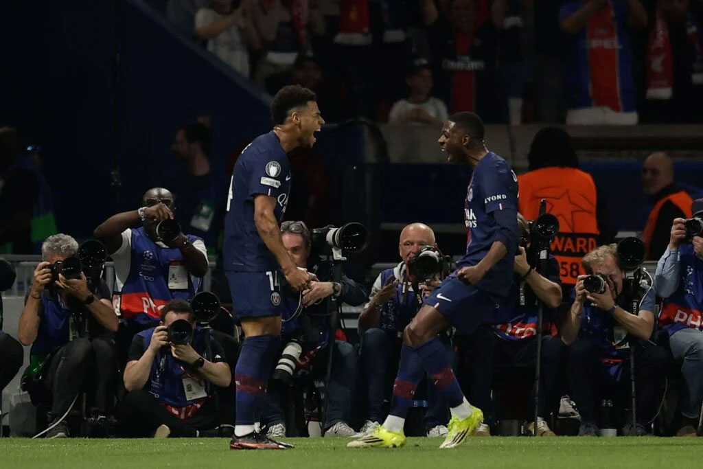 psg liverpool samenvatting beoordelingen verslag en analyse