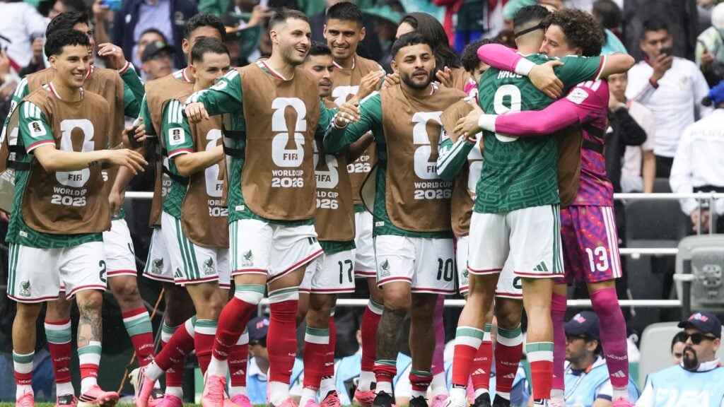 Raul Jimenez celebrates with Guillermo Ochoa during Mexico vs Czech Republic build-up at World Cup 2026