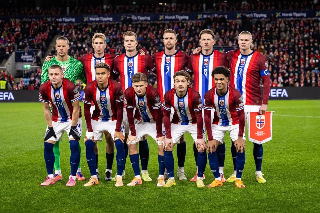 La selección de Noruega antes de un partido oficial